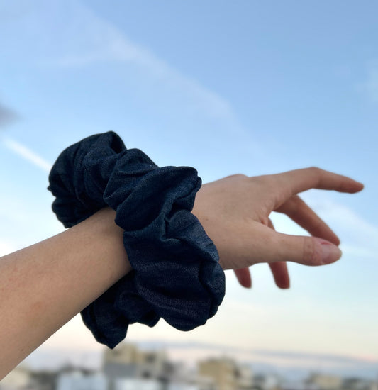 Jean scrunchie