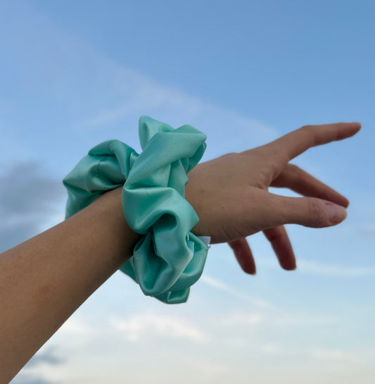 Turquoise scrunchie