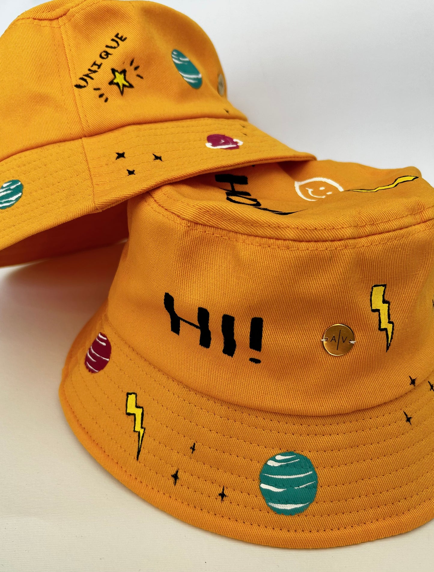 Yellow bucket hat - rebellious