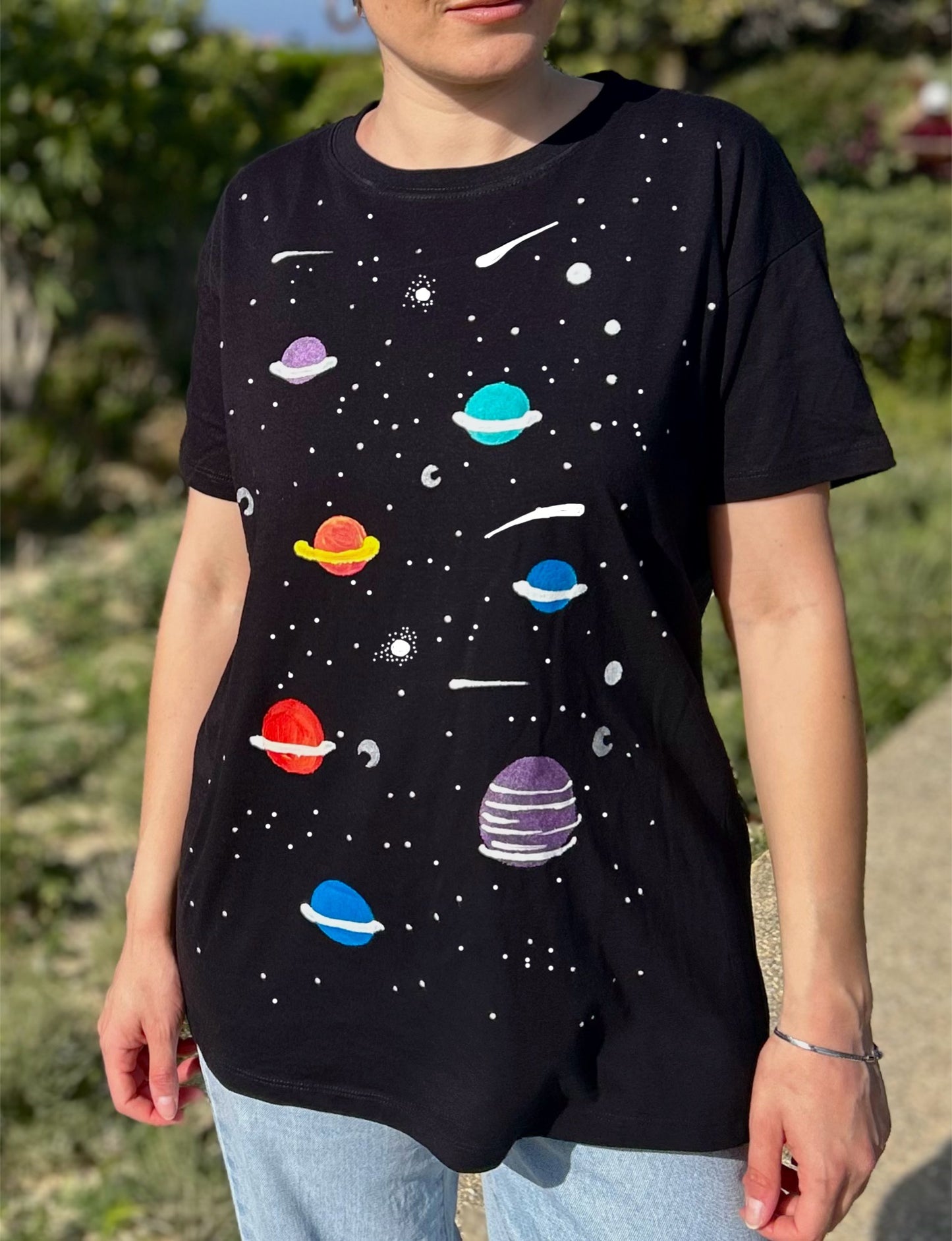 BLACK UNISEX T-SHIRT - UNIVERSE