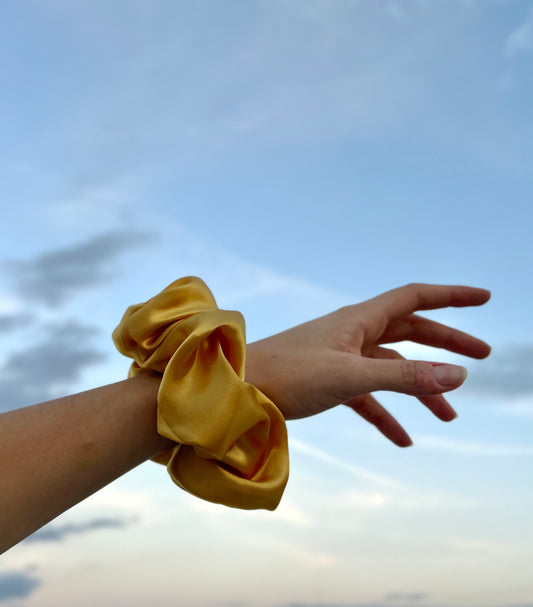 Golden scrunchie