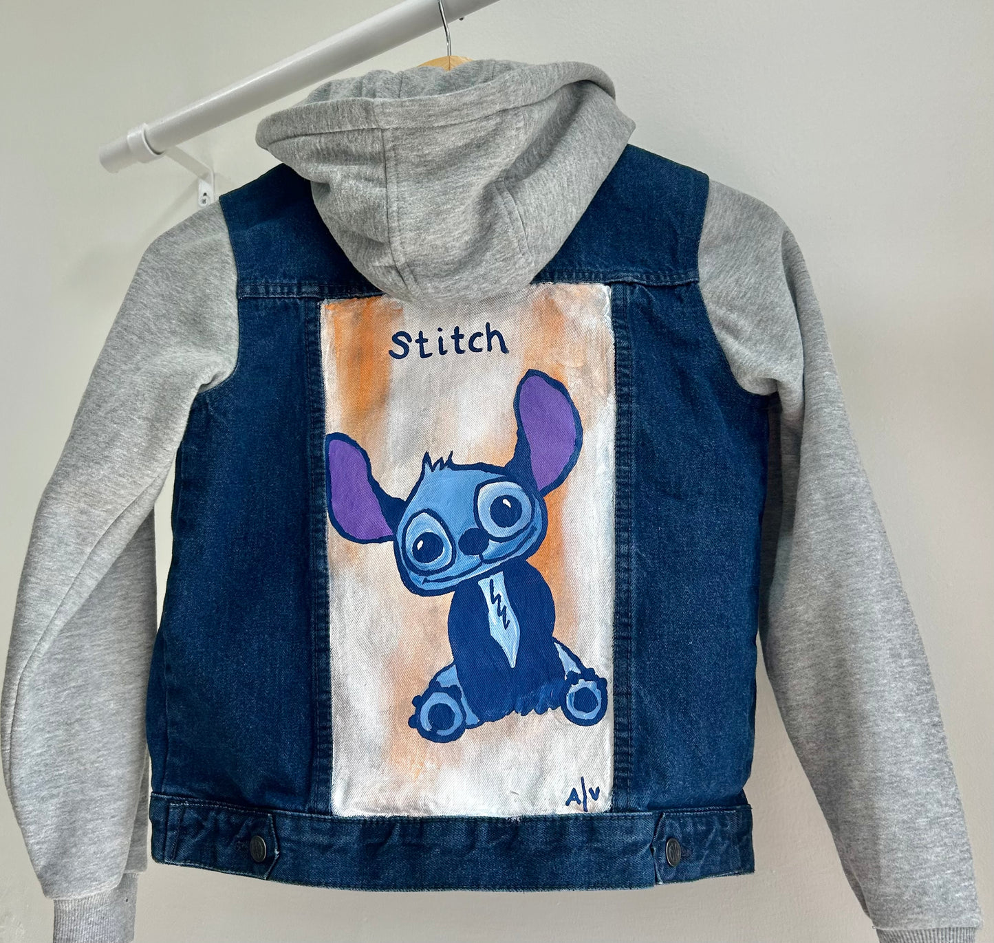 Handpainted child jacket - Stitch