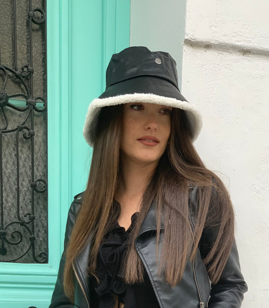 Black fur hat