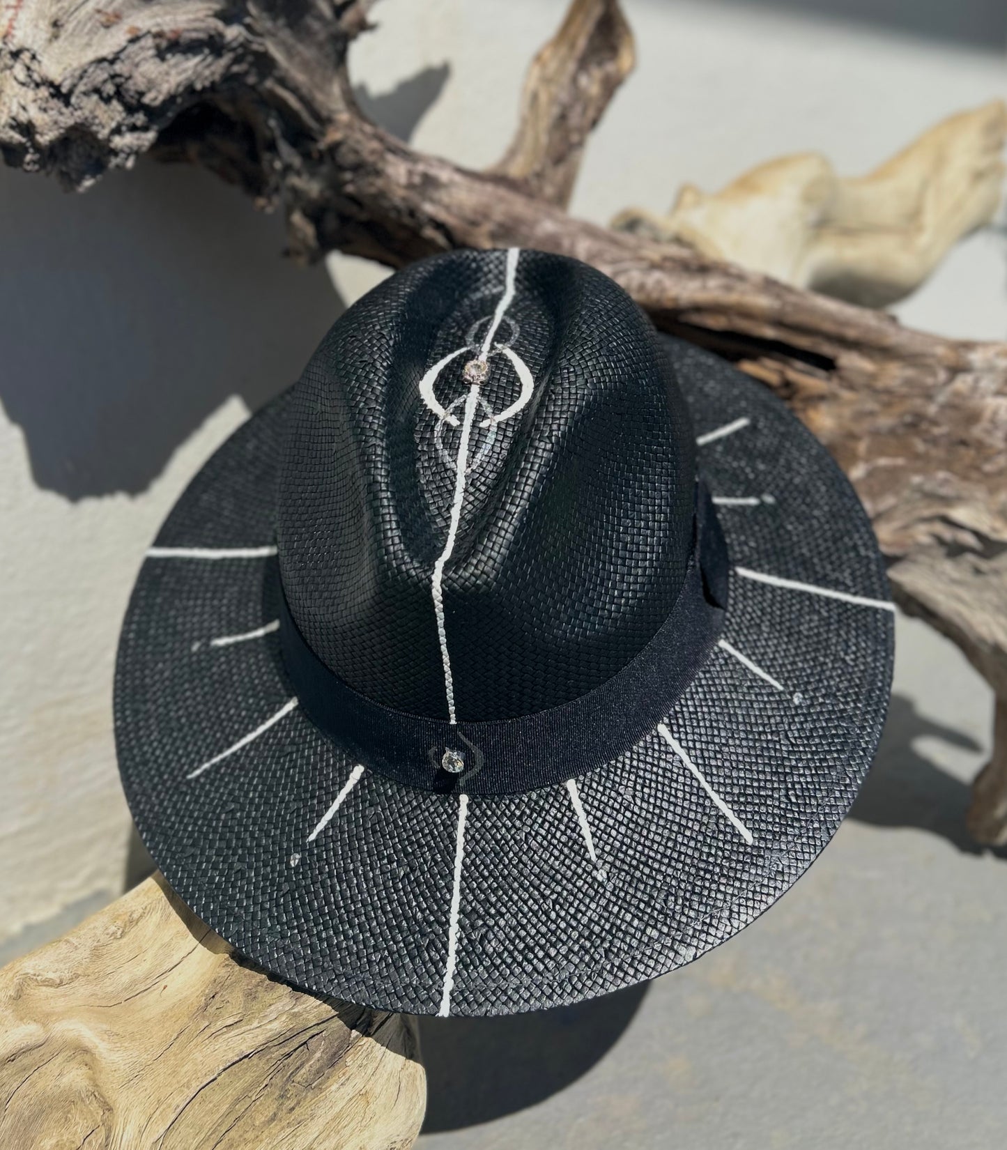 Black handpainted panama hat - “Luiziana”